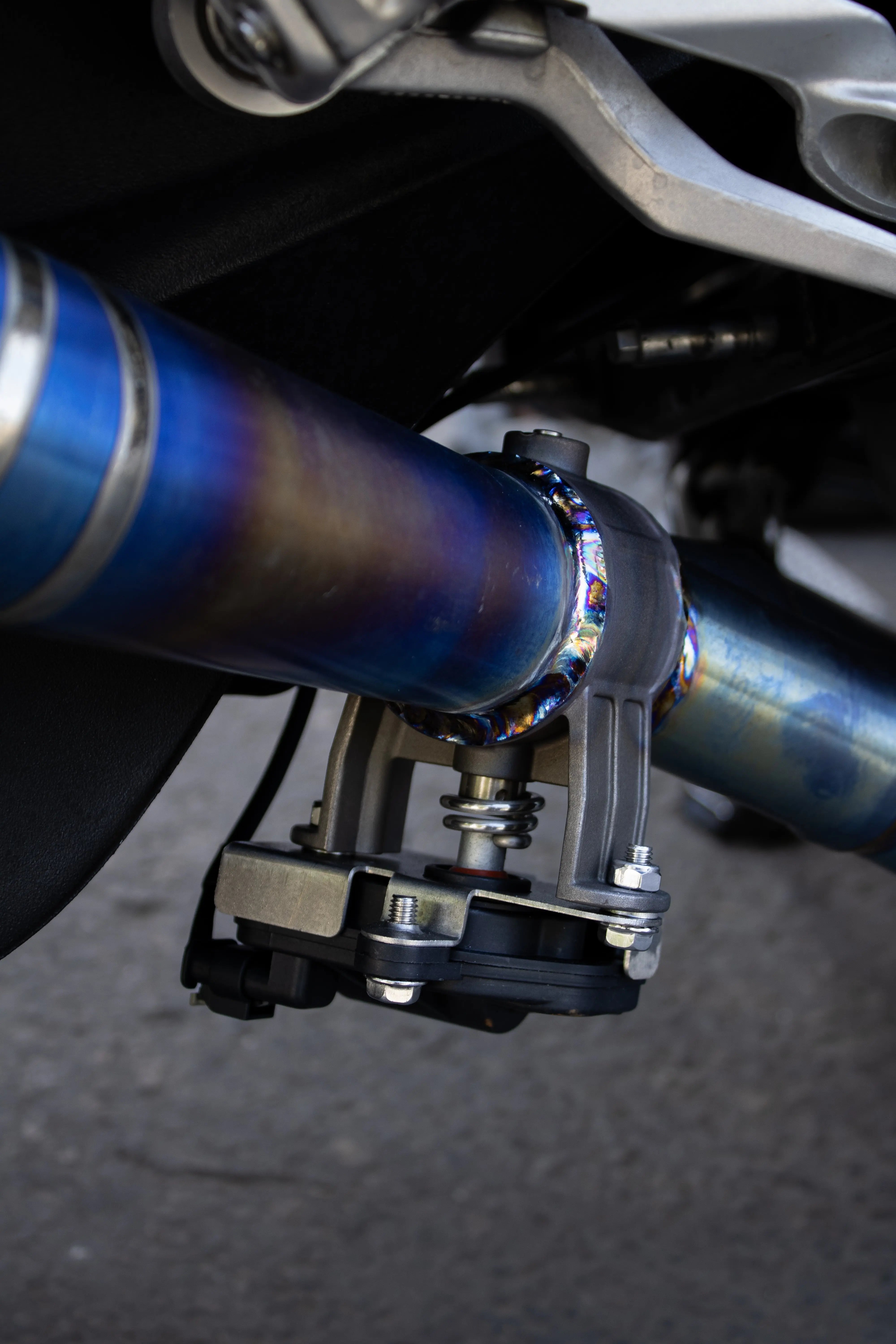 {{Product title}} electric exhaust silencer